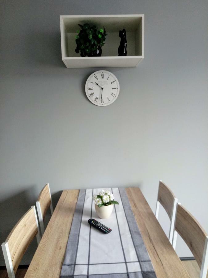 Noclegi Na Heweliusza Sanok Exterior foto